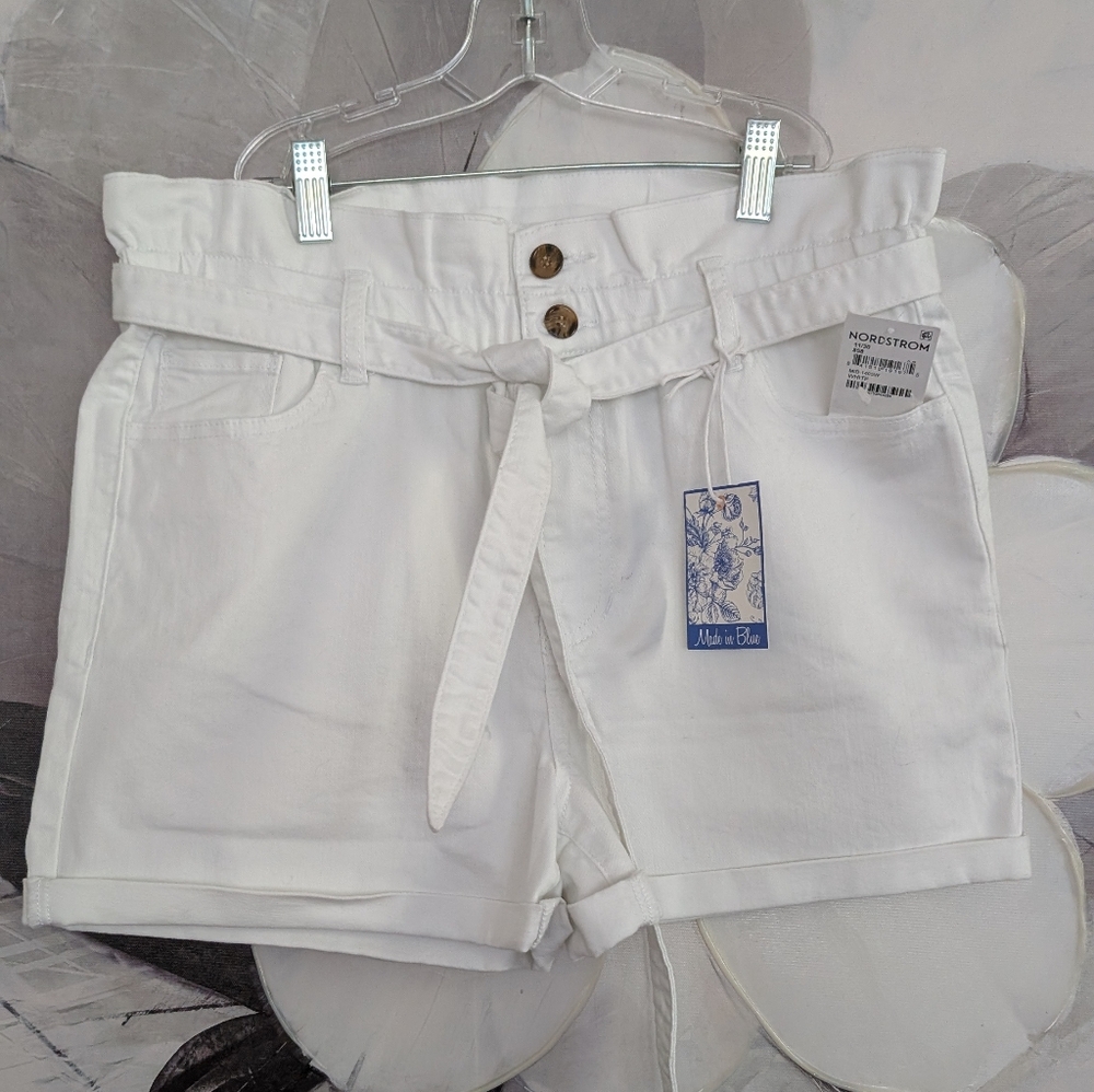 Made in Blue Nordstrom Belted Shorts Size 11 / 30 Nwt ❤️